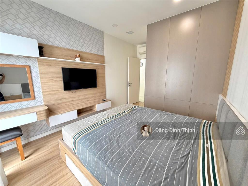 Thuê nhanh căn hộ millennium quận 4 2pn 2wc 75m2 full nội thất, gần quận 1, giá chỉ 22 triệu/tháng