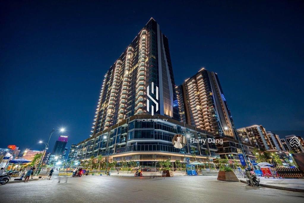 Thuê ngay the opera  metropole 2pn 77m2 ban công view sông cầu bason trực diện q1  0775 924 ***