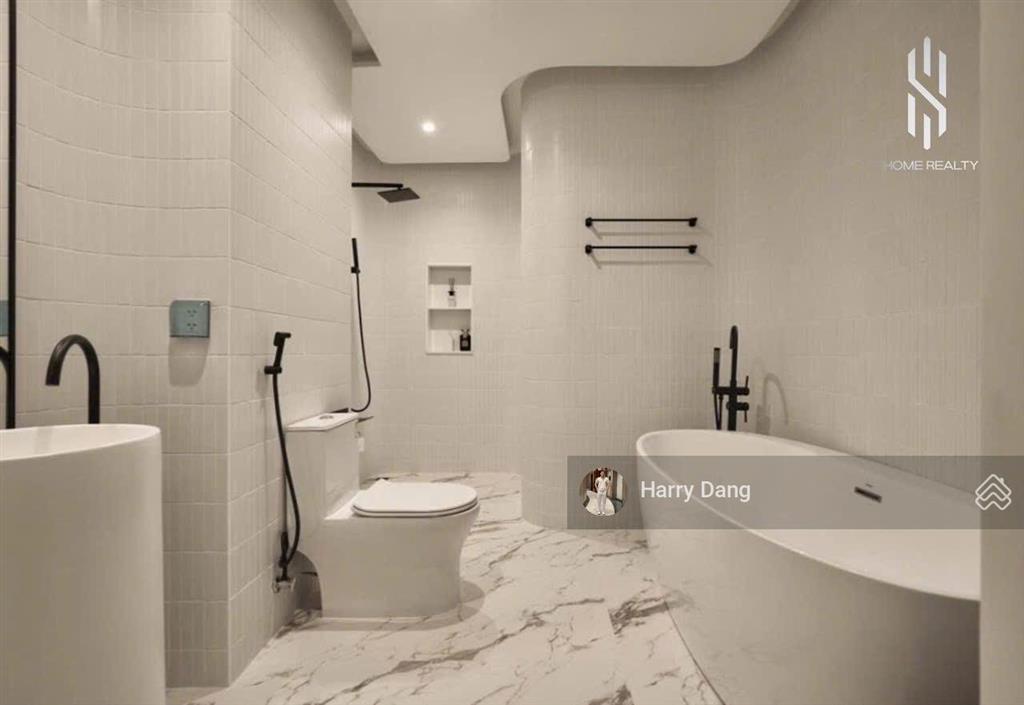 Thuê the rivermetropole 3pn 2wc 139m2 duplex, queen style ngay vew sông cầu bason  0775 924 ***