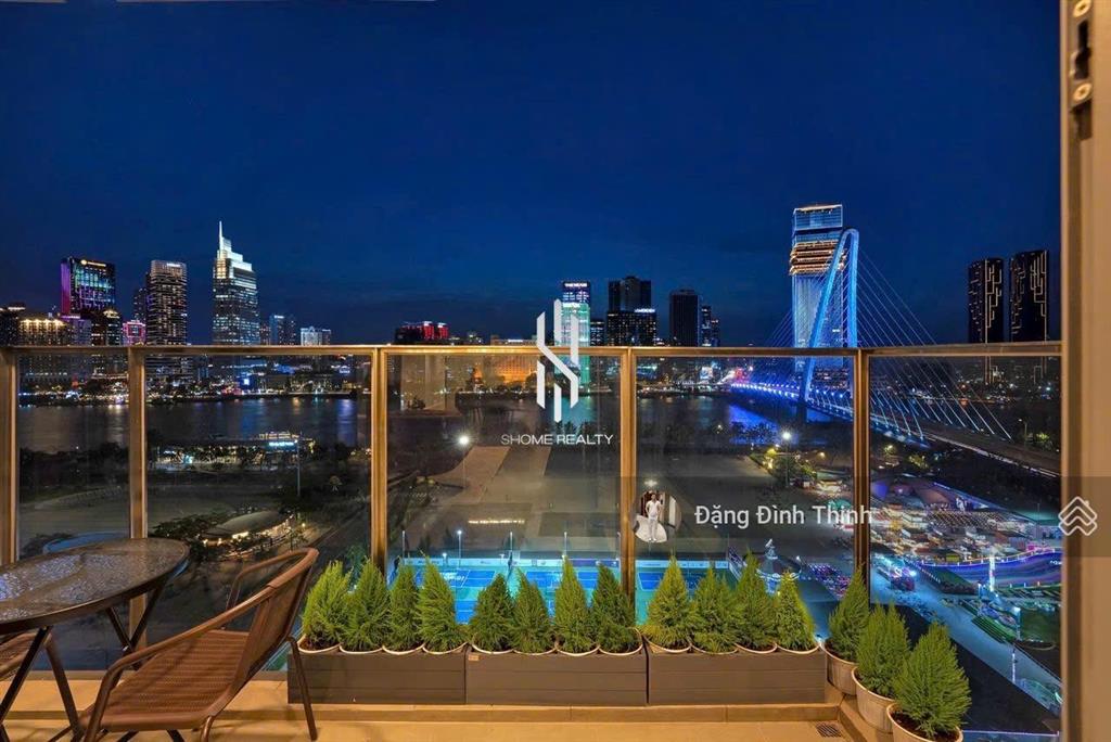Thuê the opera metropole 3pn 138m2 căn góc view quận 1 thang máy riêng giá 130 triệu  0775 924 ***