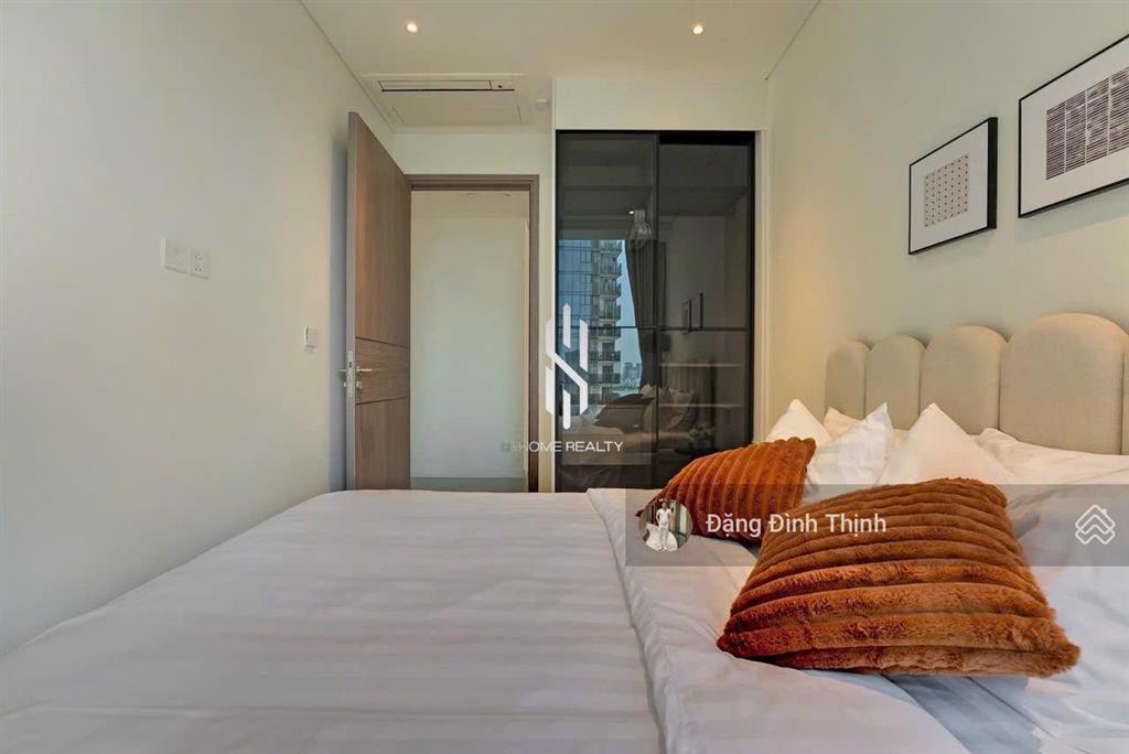 Thuê the opera metropole 3pn 138m2 căn góc view quận 1 thang máy riêng giá 130 triệu  0775 924 ***