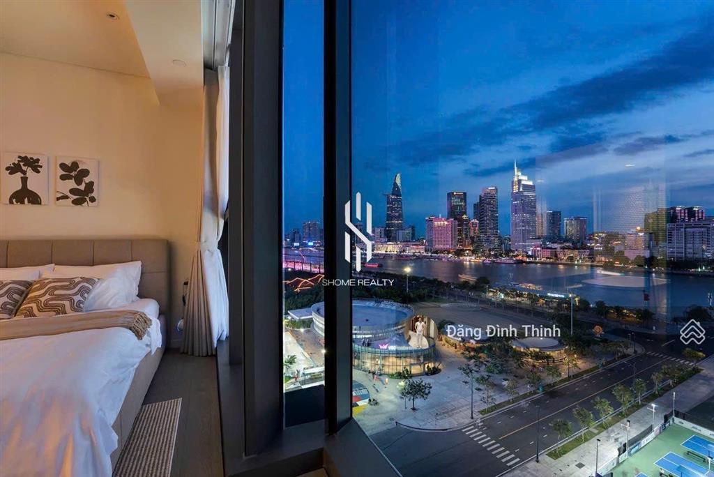 Thuê the opera metropole 3pn 138m2 căn góc view quận 1 thang máy riêng giá 130 triệu  0775 924 ***