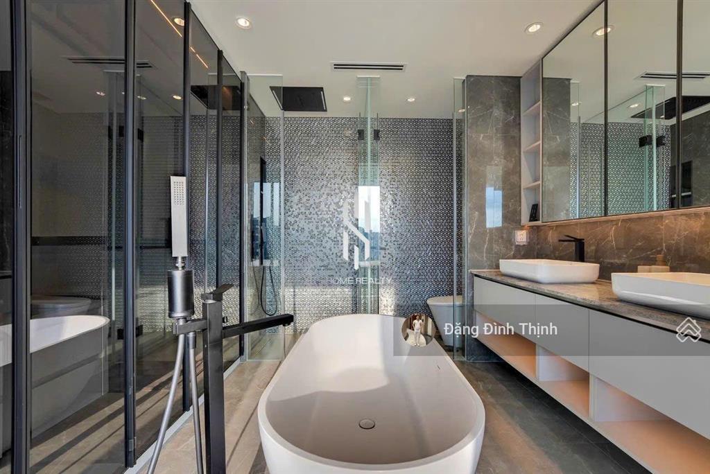 Thuê the opera metropole 3pn 138m2 căn góc view quận 1 thang máy riêng giá 130 triệu  0775 924 ***