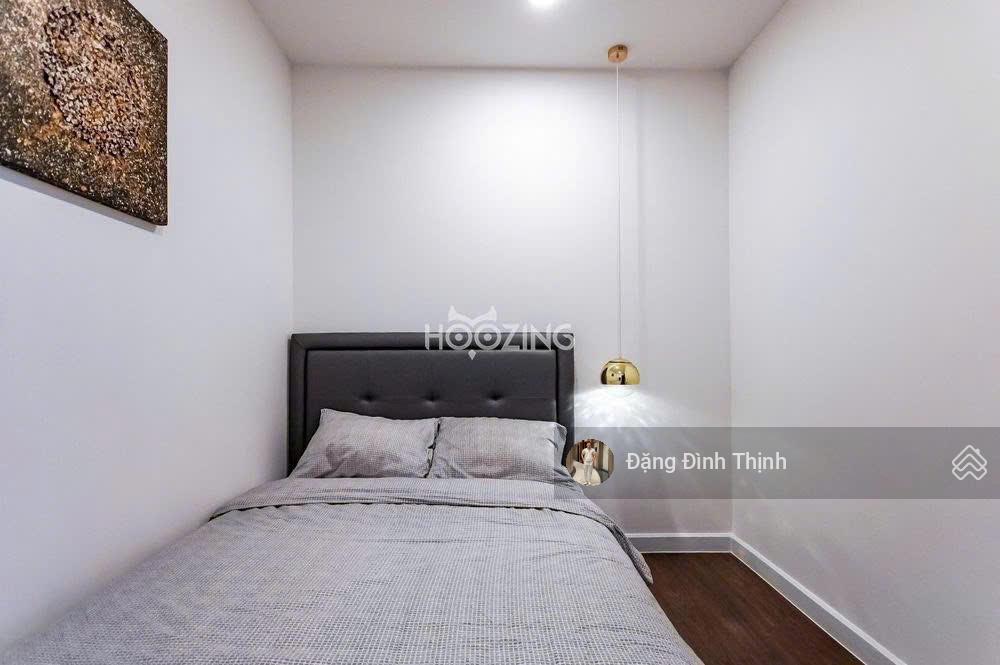 Cho thuê saigon royal quận 4 2pn 60m² chỉ 20 triệu, sát quận 1, nhận nhà đầu tháng 9  0775 924 ***
