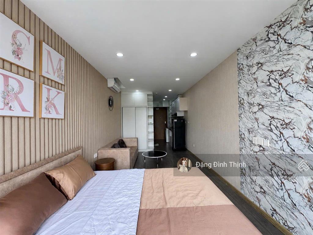 Giá tốt! millennium bến vân đồn studio 35m² full nội thất mới, ban công view sông chỉ 15tr/tháng