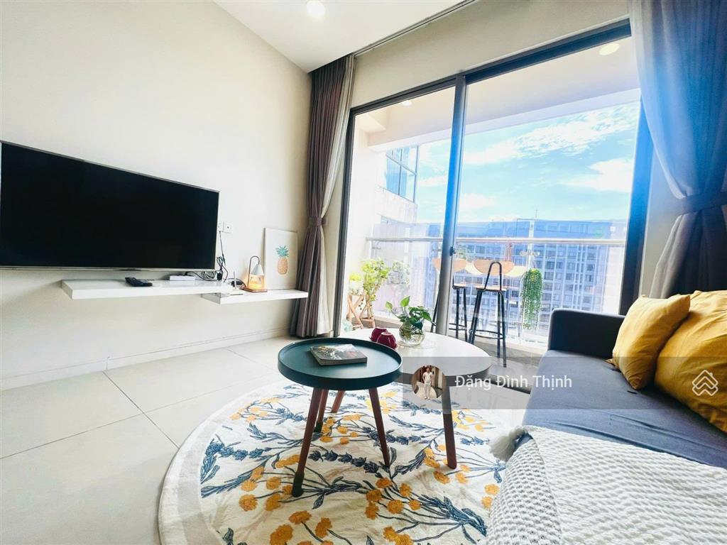 Thuê nhanh căn hộ 1pn millennium bến vân đồn 55m² full nội thất mới, ban công view sông chỉ 18tr/th