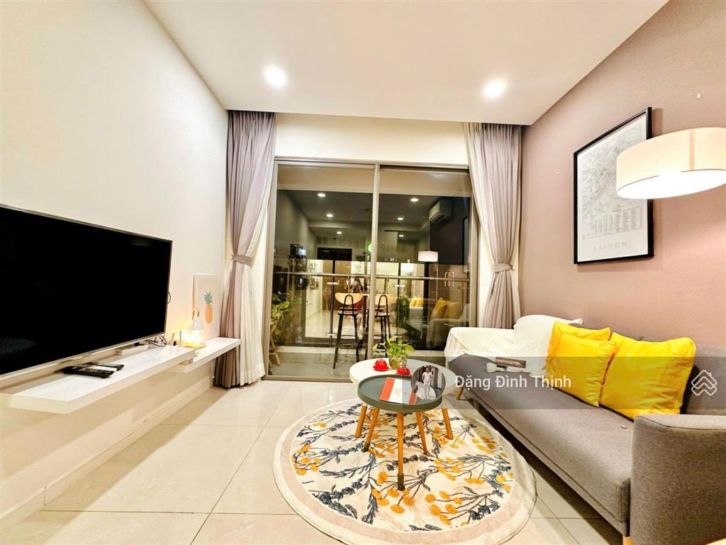 Thuê nhanh căn hộ 1pn millennium bến vân đồn 55m² full nội thất mới, ban công view sông chỉ 18tr/th