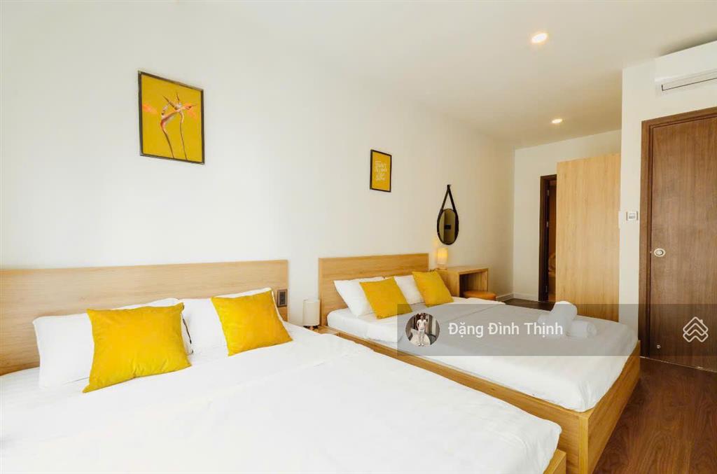 Chốt! cho thuê gấp saigon royal 2pn2wc 83m2 chỉ 24 triệu, căn đẹp mới  xem nhà ngay  0775 924 ***
