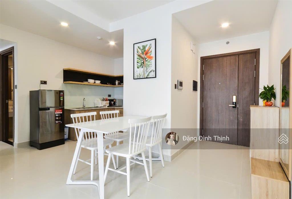 Chốt! cho thuê gấp saigon royal 2pn2wc 83m2 chỉ 24 triệu, căn đẹp mới  xem nhà ngay  0775 924 ***