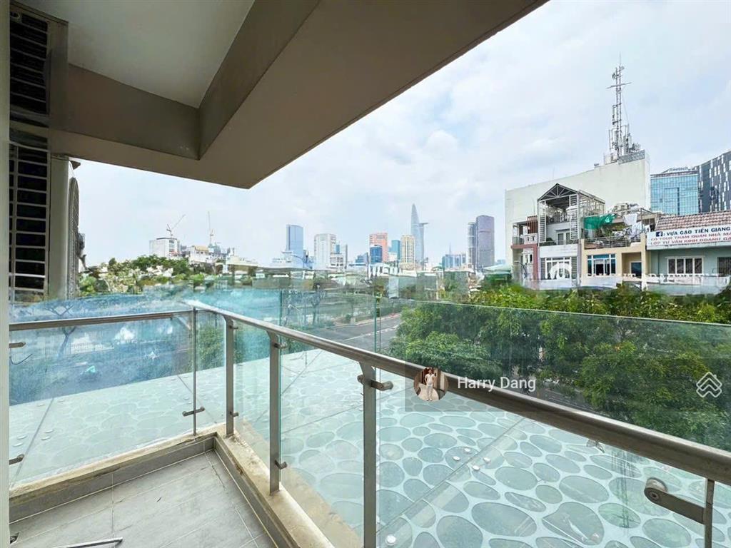 Nổi bật! thuê millennium 35m2 mới giá 14tr ban công view sông  bến vân đồn quận 4  0775 924 ***