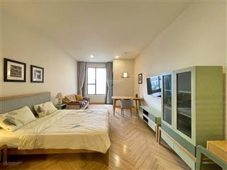 Cho thuê căn studio tresor 40m2 nội thất gỗ cao cấp view sông ngay q4 chỉ 16tr.  harry 0775 924 ***