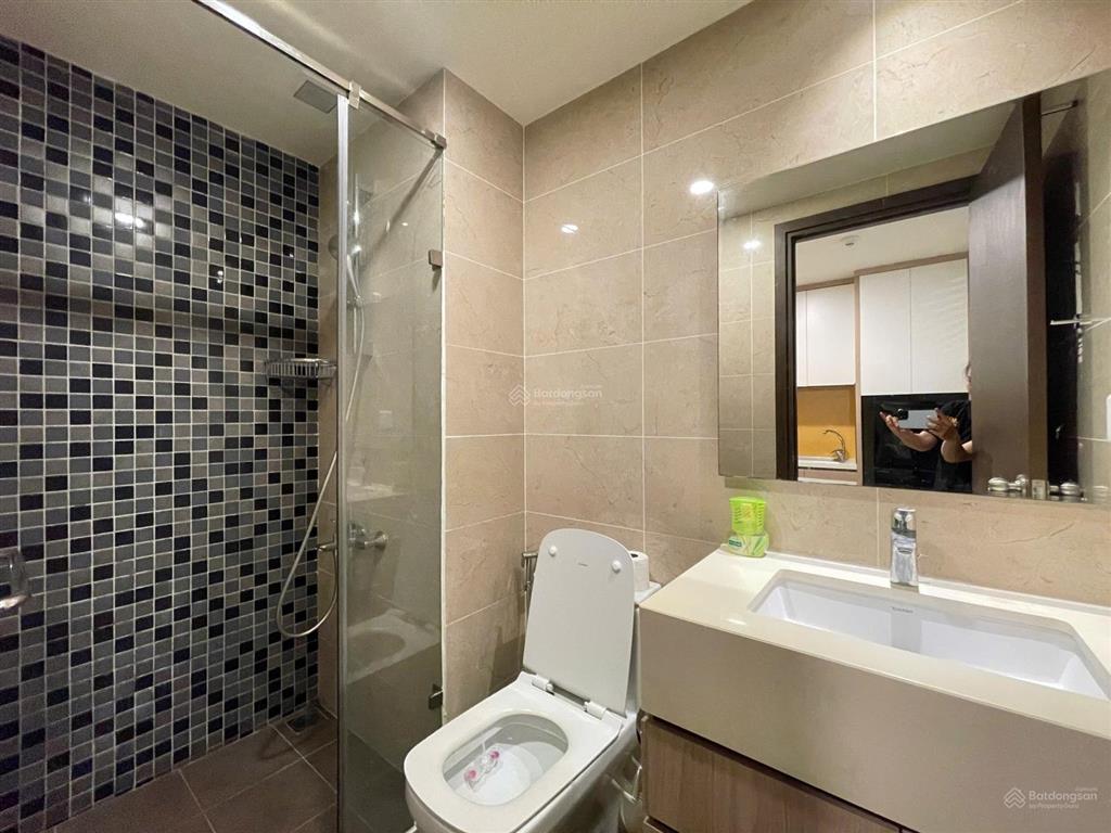 Cho thuê căn studio tresor 40m2 nội thất gỗ cao cấp view sông ngay q4 chỉ 16tr.  harry 0775 924 ***
