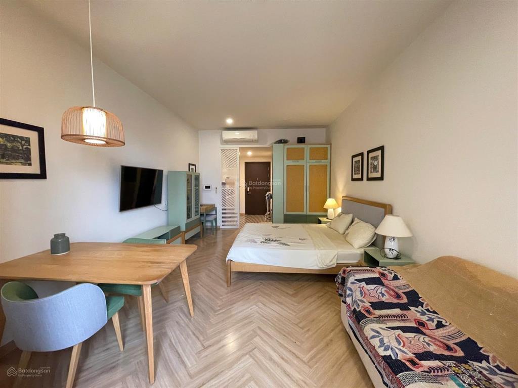 Cho thuê căn studio tresor 40m2 nội thất gỗ cao cấp view sông ngay q4 chỉ 16tr.  harry 0775 924 ***