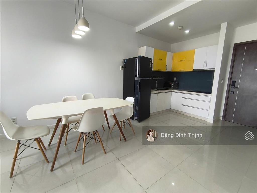 Cho thuê căn galaxy 9 2pn 2wc 75m ban công view sông thoáng lầu cao quận 4 sát q1 q3 giá chỉ 15,5tr