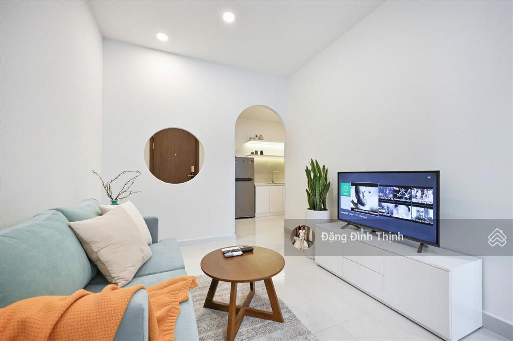 Saigon royal  cho thuê studio 45m2 ban công view pháo hoa thoáng full nội thất giá chỉ 19tr/tháng