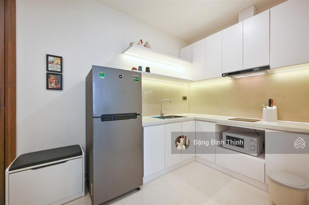 Saigon royal  cho thuê studio 45m2 ban công view pháo hoa thoáng full nội thất giá chỉ 19tr/tháng