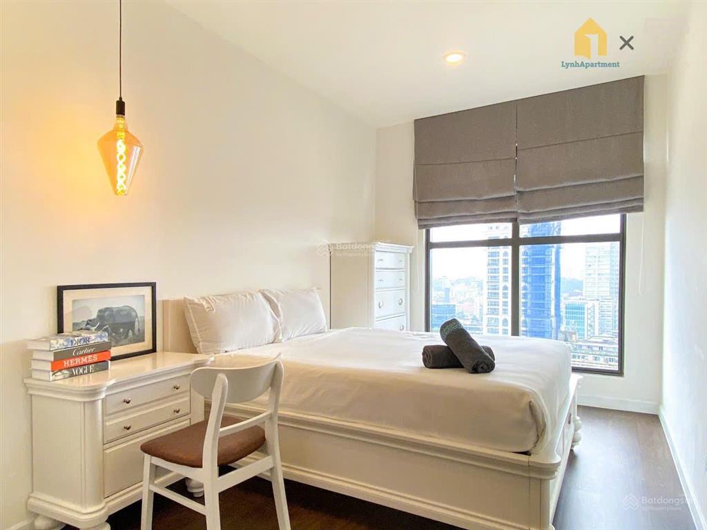 Cho thuê nhanh căn hộ saigon royal quận 4 2pn full nội thất view sông đẹp. giá tốt chỉ 26 triệu