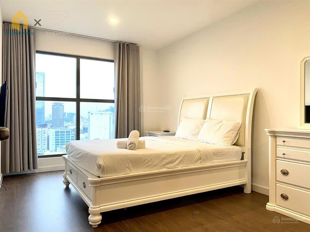 Cho thuê nhanh căn hộ saigon royal quận 4 2pn full nội thất view sông đẹp. giá tốt chỉ 26 triệu
