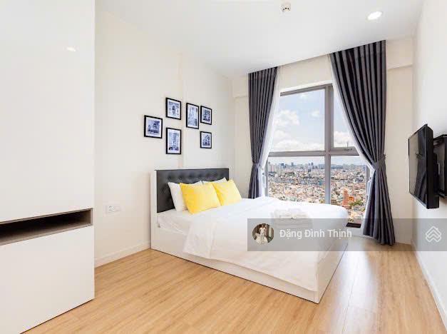Bán căn hộ millennium 2pn 74m² ban công rộng view sông bến vân đồn quận 4 sát quận 1  0775 924 ***