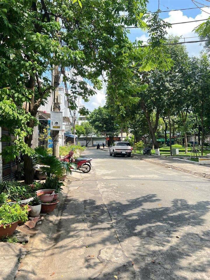Bán lô đất hxt 10m thông bàn cờ lê đức thọ, p.15, dt 4x20m giá 8,5 tỷ tl