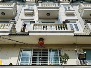 Bán nhà mới full nội thất khu phân lô nguyễn văn dung p6, dt 4x17m, 6 tấm giá 9.9 tỷ