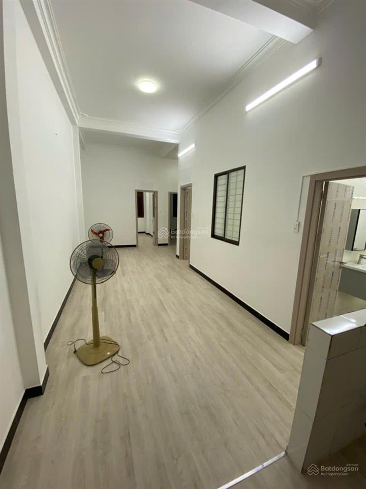 Hạ giá bán gấp nhà 1 trục 10m sát mt nguyễn văn lượng p10, dt 7x15m, 3 tấm giá 10.5 tỷ