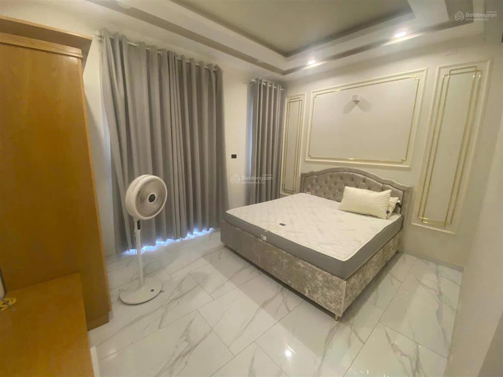 Bán nhà 5 tấm hxh thông khu đồng bộ lê đức thọ p6, dt 4.4x15m giá 9.7 tỷ tl