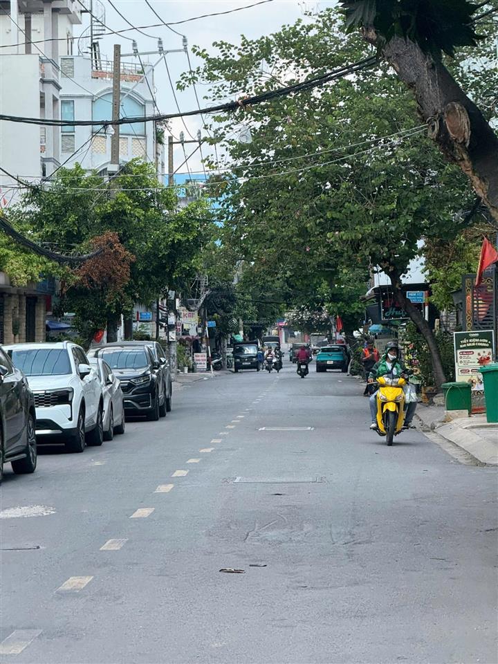 Bán nhà 1/ hxh 8m thông dương quảng hàm p5, dt 4x19m giá 9.4 tỷ