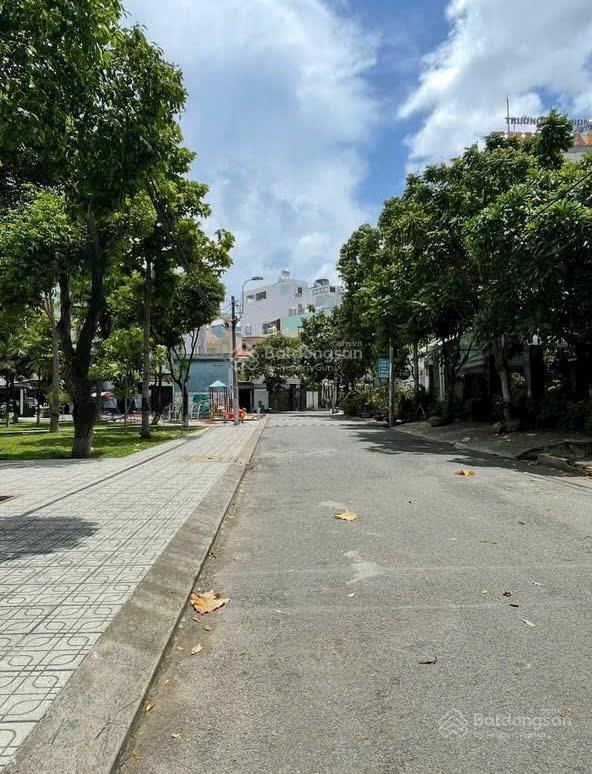 Bán nhà hxh thông thống nhất phường 16, dt 6x20m, 3 tấm công nhận đủ giá 11.6 tỷ