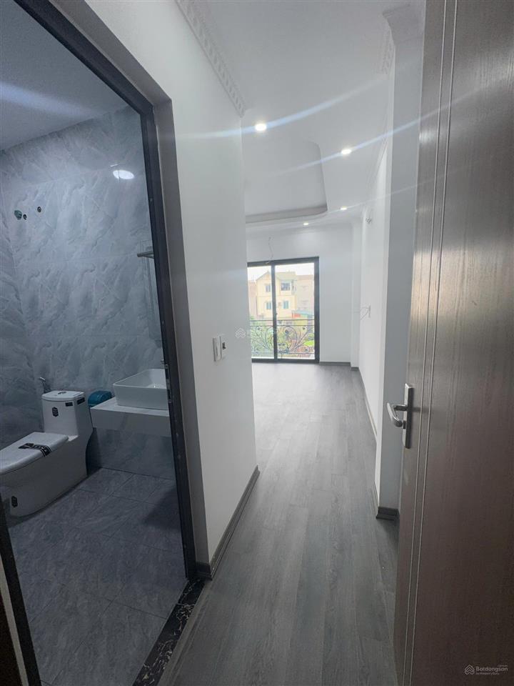 Chính chủ cần bán lô góc 5tầng, chỉ nhỉnh 4tỷ, nhà gần bx yên nghĩa, ôtô đỗ, giá tốt nhất khu vực