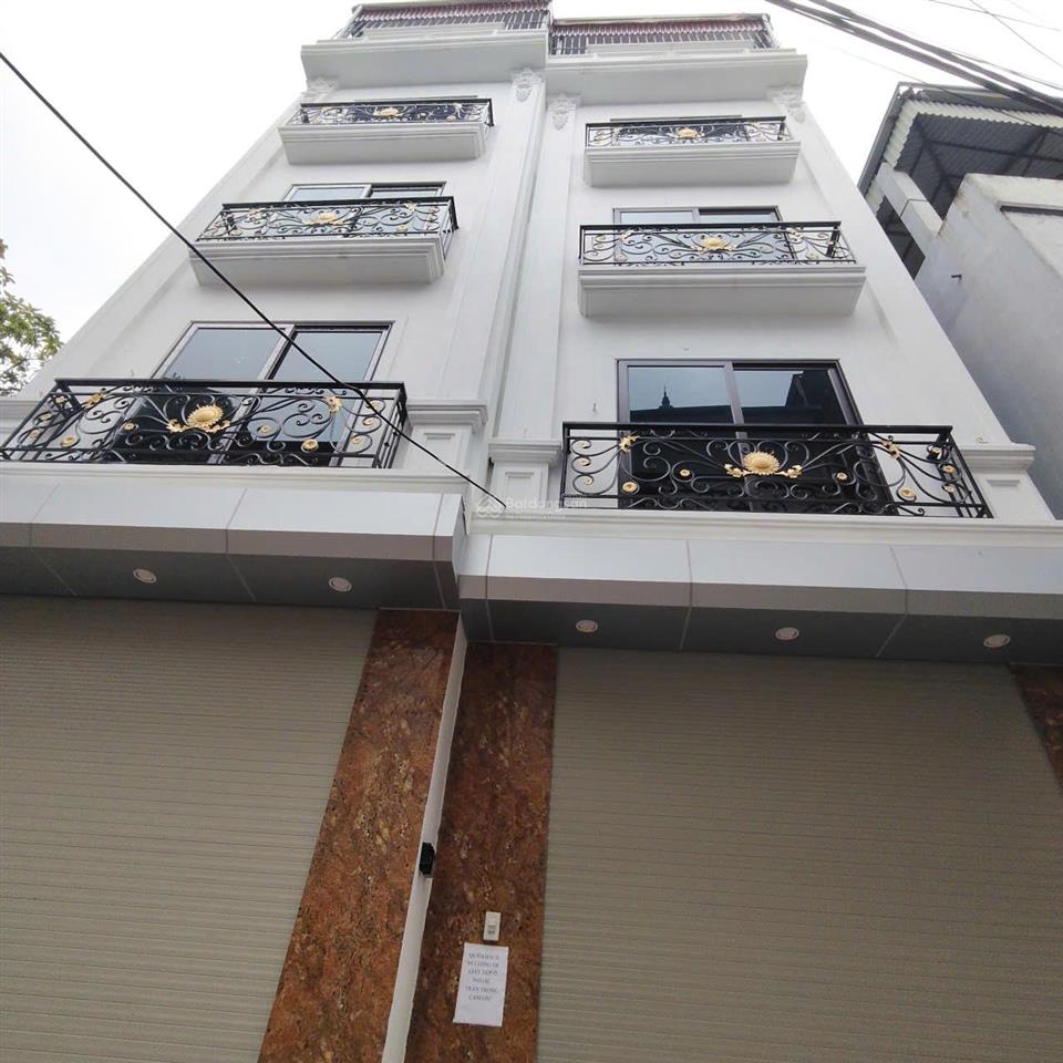 Chính chủ bán lôgóc 42m2, 4p ngủ, ôtô đỗ cửa, ngay cạnh trường học, chợ, vài phút ra bx yên nghĩa