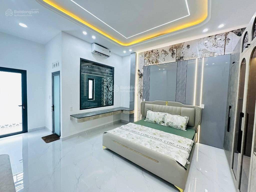 Nhà đẹp tân sơn hxh 3 tầng ngang 5m full nội thất dt sàn 200m giá tốt hiếm có 9.3 tỷ tl