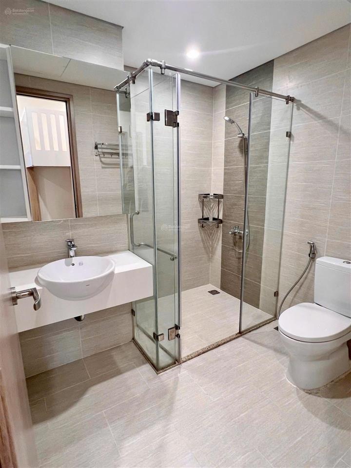 Bán lỗ căn hộ 1pn + 1. giá bán 3,2 tỷ, diện tích 42,8m², full nội thất. tại tòa gs1 vh smart city