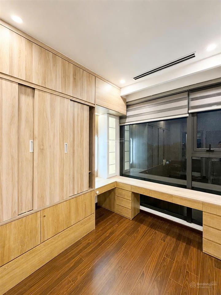 Giá tốt căn hộ cao cấp 2pn2wc  4,5 tỷ, 60,3m2 tại tòa c masteri west heights vinhomes smart city