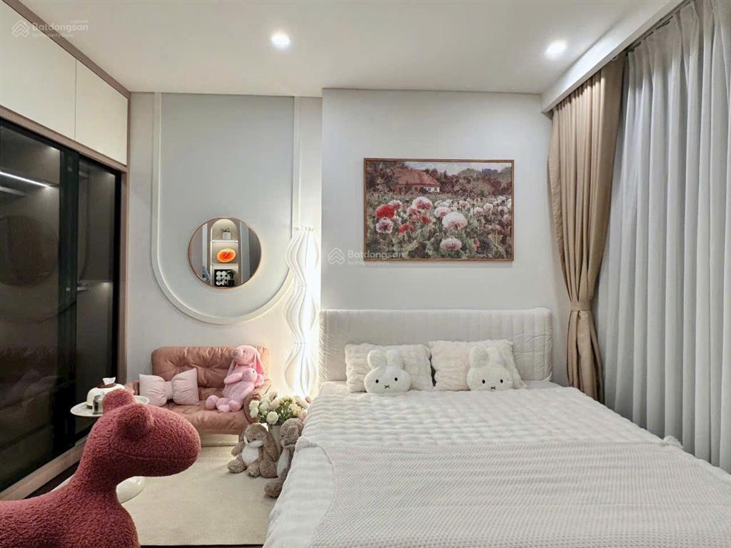 Giá sốc! studio tòa b masteri west heights, giá chỉ 2,35 tỷ, 31,5m2, tầng đẹp 1x, full nội thất