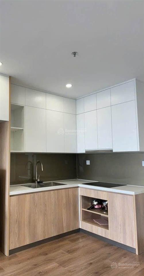 Giá bán tốt 2pn 3,8 tỷ, view hồ tòa i1, trục 02, tầng trung 1x, full nội thất, imperia smart city