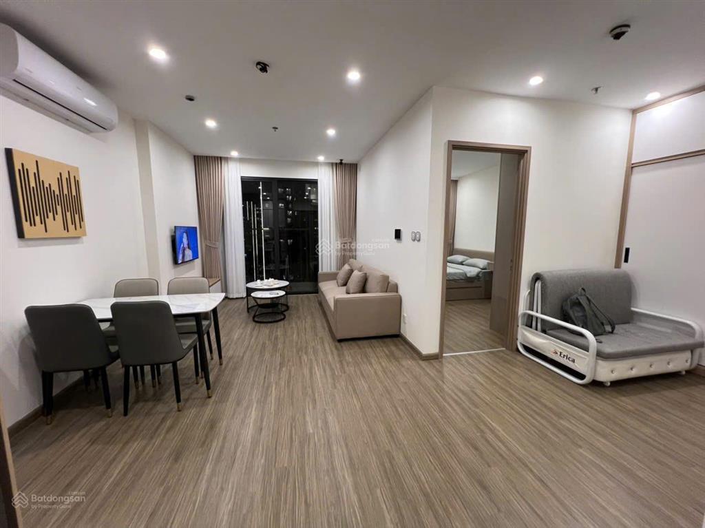 Chính chủ bán nhanh căn 1pn+ , dt 43m2, giá bán 2.7 tỷ , tầng 10 tòa s201 vinhomes smart city