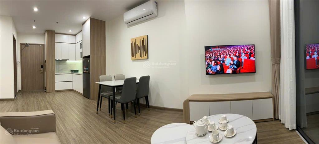Chính chủ bán nhanh căn 1pn+ , dt 43m2, giá bán 2.7 tỷ , tầng 10 tòa s201 vinhomes smart city
