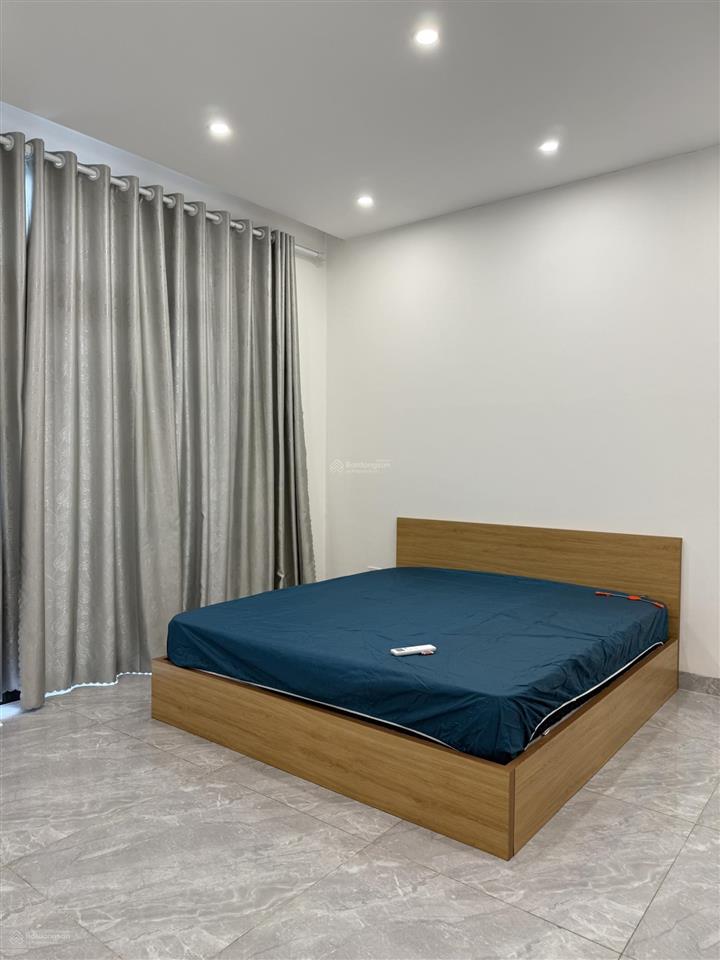 Cho thuê bt 4pn, 4wc, 65m2, 15 triệu tại vinhomes ocean park 2, hưng yên, có thang máy