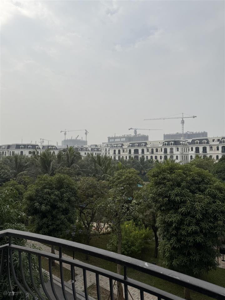 Cho thuê bt 4pn, 4wc, 65m2, 15 triệu tại vinhomes ocean park 2, hưng yên, có thang máy