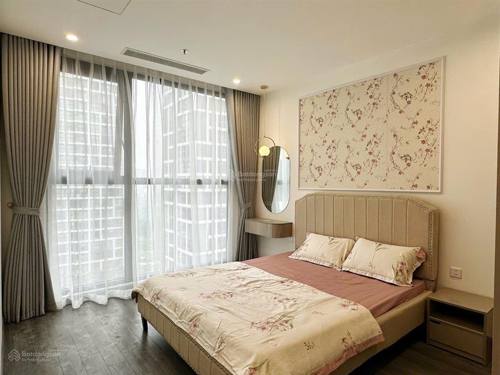 Cho thuê cc 2pn, 2wc +1 tại toà r1.01, vinhomes ocean park gia lâm, view hồ cá koi