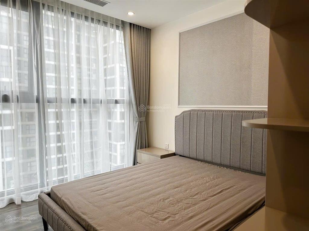 Cho thuê cc 2pn, 2wc +1 tại toà r1.01, vinhomes ocean park gia lâm, view hồ cá koi