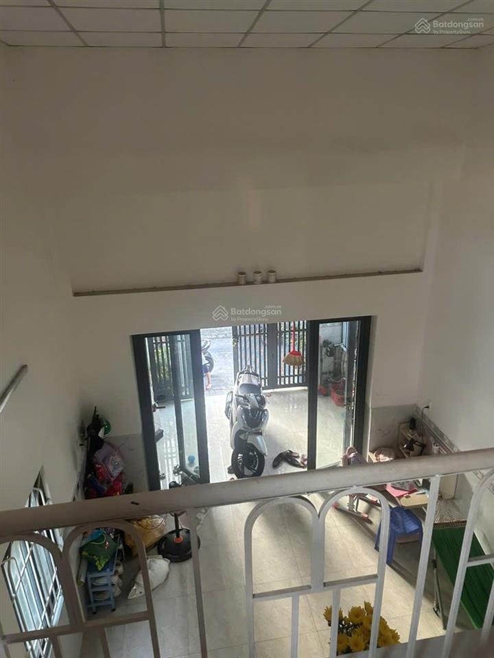 Chủ gửi nhà bắc lân bà điểm 4,5x16 trệt lầu hẻm xe hơi giá 4.25 tỷ còn thương lượng.