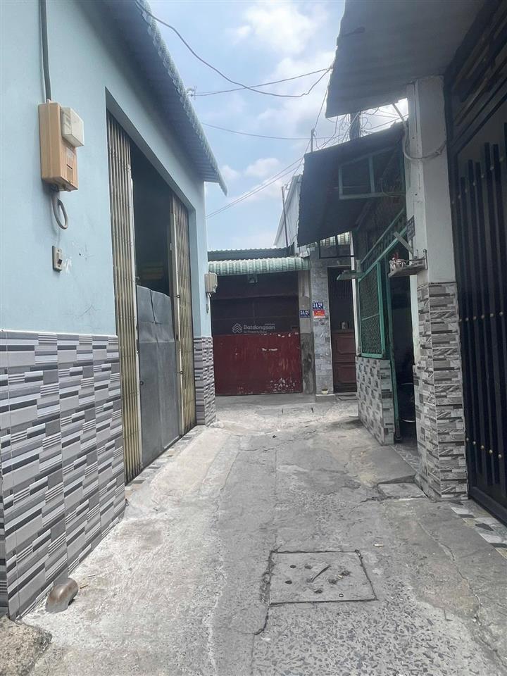 Bán nhà bà điểm 45m2 trệt lững giá 2.6 tỷ thương lượng.