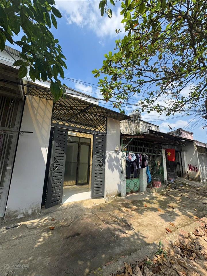 Bán nhà bà điểm 4x17 trệt lửng hẻm xe hơi giá 3,2 tỷ còn thương lượng.