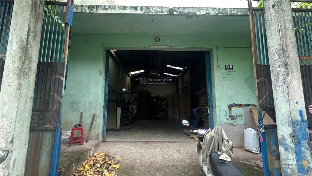 Bán xưởng bà điểm hóc môn 8x20m, hoàn công đủ, chính chủ, giá 8 tỷ, đang cho thuê 15tr/th
