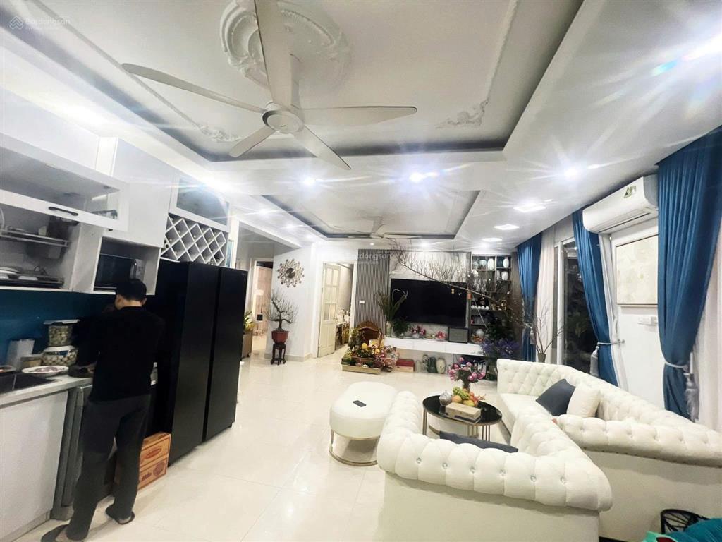 Bán ch cc 103.5m2, 75tr/m2 tại ct3a mễ trì thượng, p từ liêm, tp hà nội.  tuấn khanh 0981 102 ***