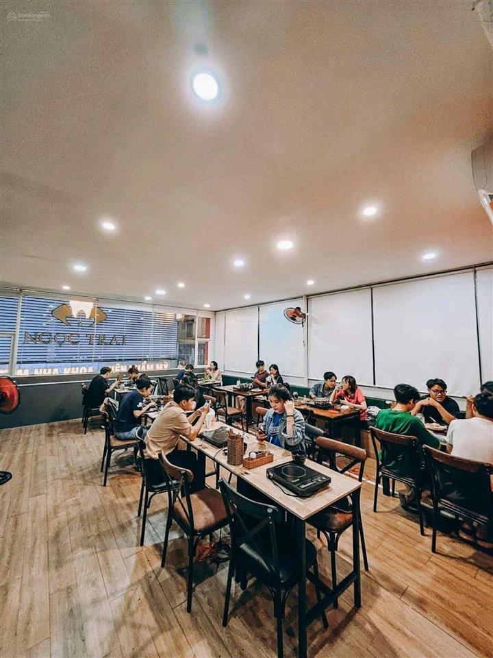 Vib thanh lý 1 tỷ 450tr nhà ngay chợ đệm 140m2 sát tt hành chính tân túc  dt cho thuê 18tr/th