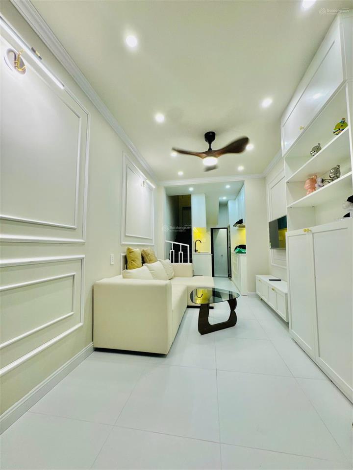 Thanh lý 980tr siêu phẩm mới full nội thất sát chợ nhị thiên đường  shr nhà như hình