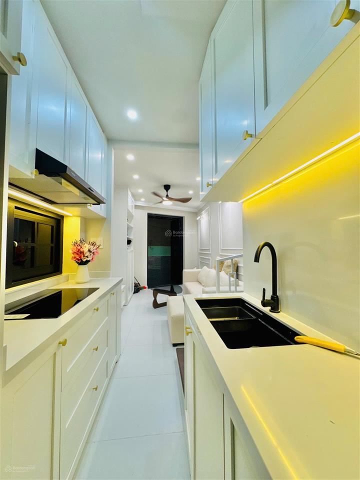 Thanh lý 980tr siêu phẩm mới full nội thất sát chợ nhị thiên đường  shr nhà như hình